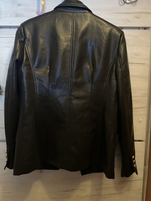 Дамско кожено яке