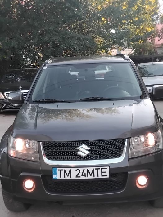 SUZUKI Grand Vitara