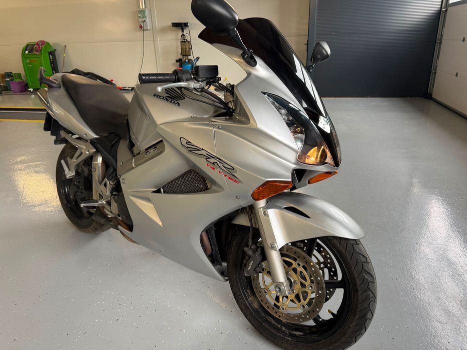 Honda VFR 800 2002