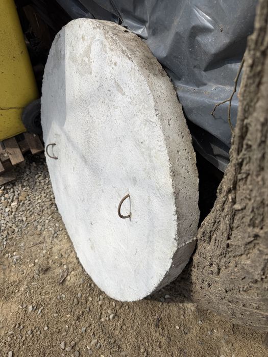 Capac beton pentru fantana cu tub de 1 metru diametru