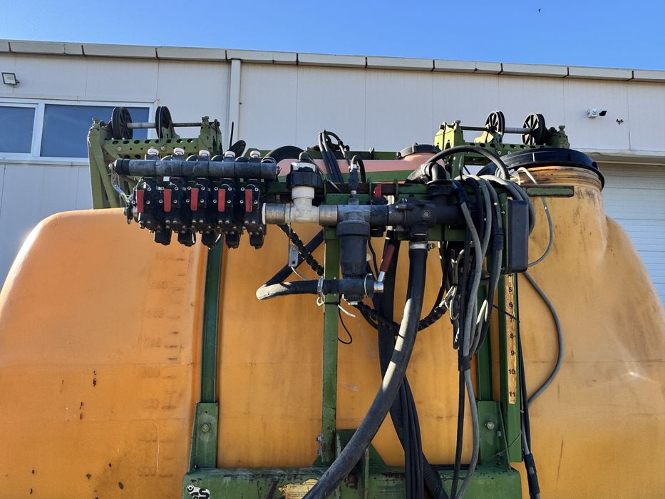 Amazone UF 1000 statie erbicidat, stropit