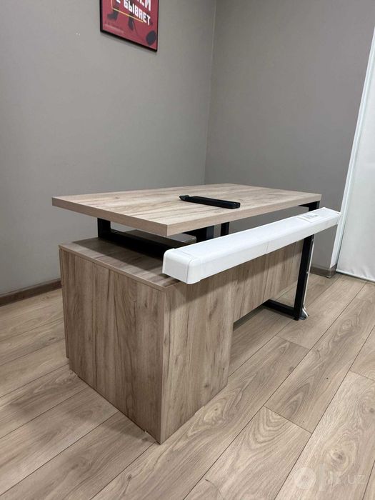 Письменный стол — 120 × 60 × 75 см