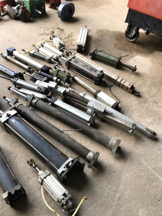 Cilindrii Pneumatici