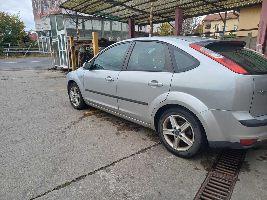 FORD Focus 2005 — imagine 5