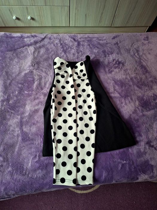 Дамска блуза в черно и бяло