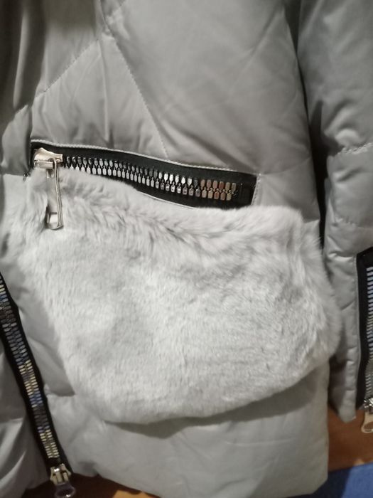 Продам куртку на пуху