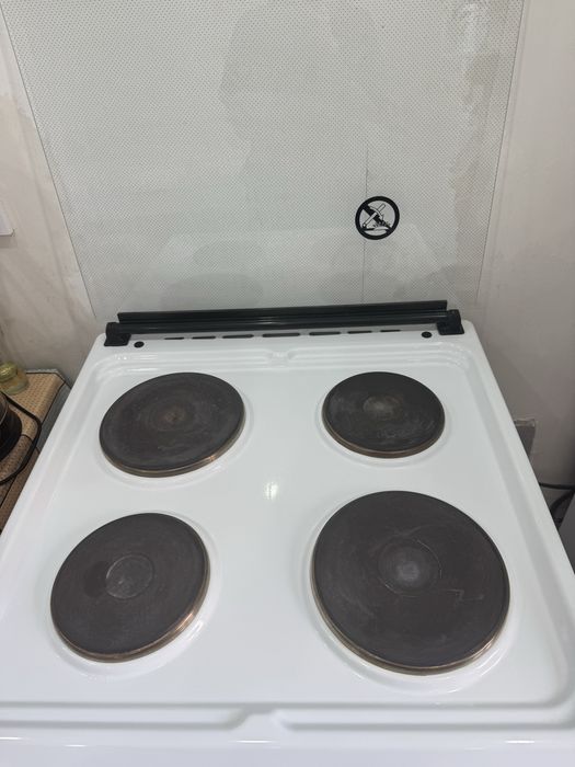 Продам элетрическую плиту