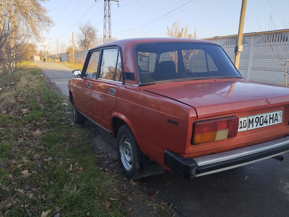 Продаётся ваз 2105.бензин.