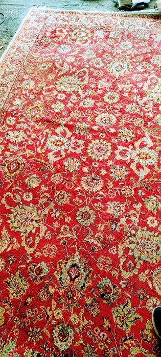 Български килим тип персийски от началото на 20 век