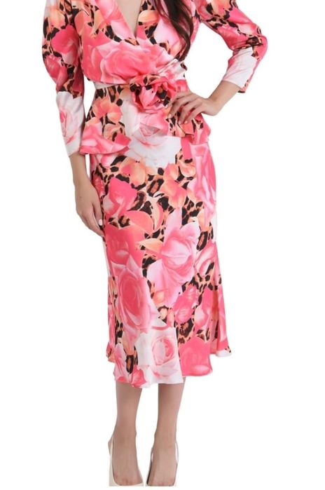 Compleu elegant satinat cu peplum si floare, marimea 40