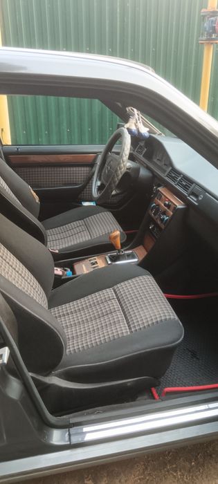 Продам Мерседес 124