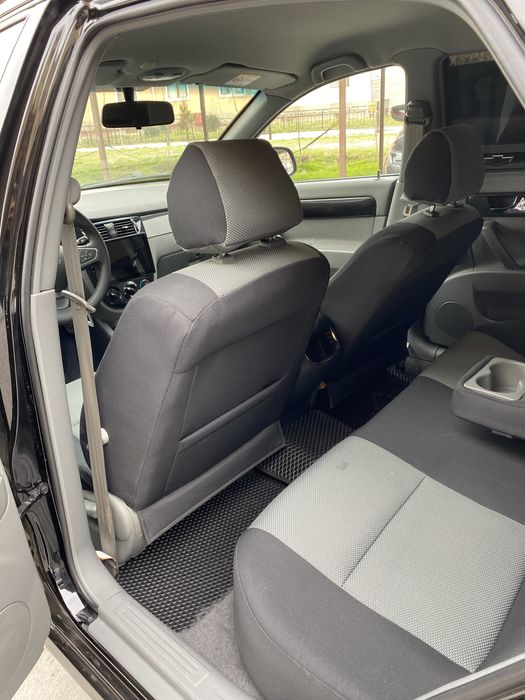 Jentra 2023 bez lyuk