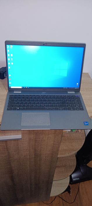 Laptop Dell Latitude 5520 // I5 //Generația 11