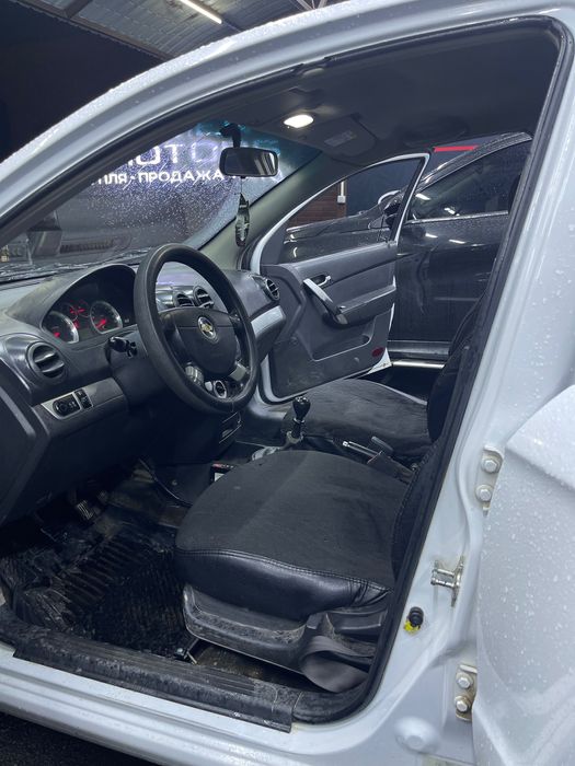 nexia 3 mexanika avtomobil sotiladi !