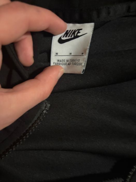Nike tech fleece 2 броя за 50 евро