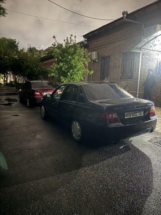 Moshina sotiladi gazi bor metan naxtka