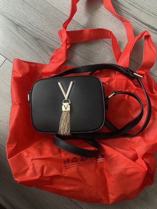Valentino оригинална чанта