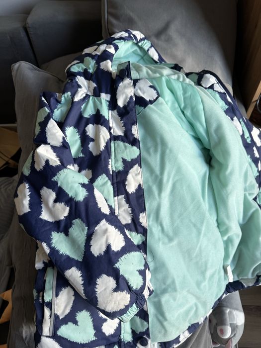 Зимняя куртка  на девочку