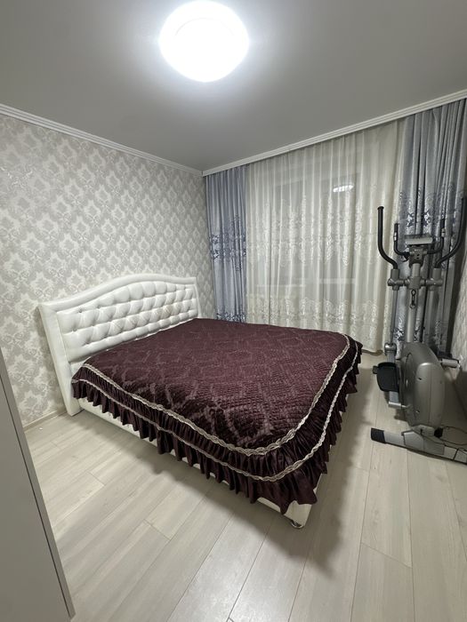 3 хкомнатная микрорайоны.