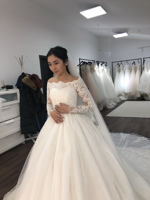 Свадебное платье