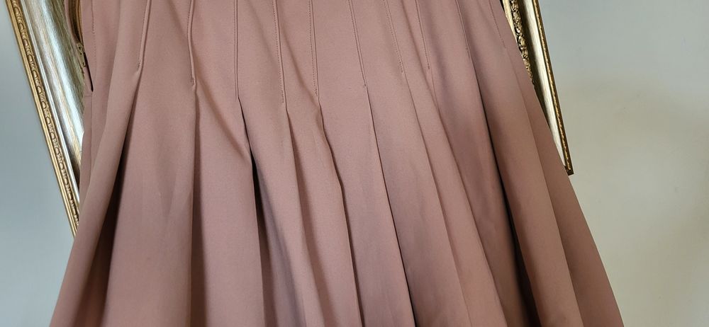 Fusta plisata roz bej L