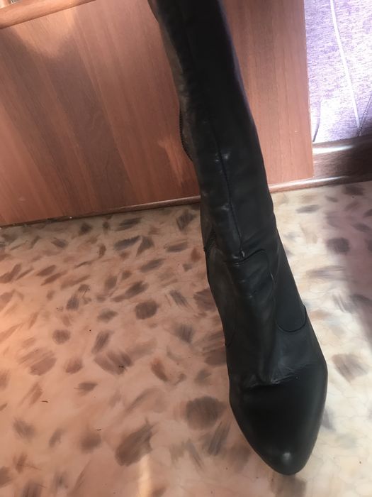 Зимние сапоги.