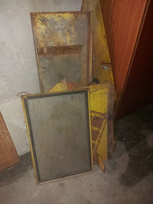 Продаётся мини погрузчик телескопический 4м .