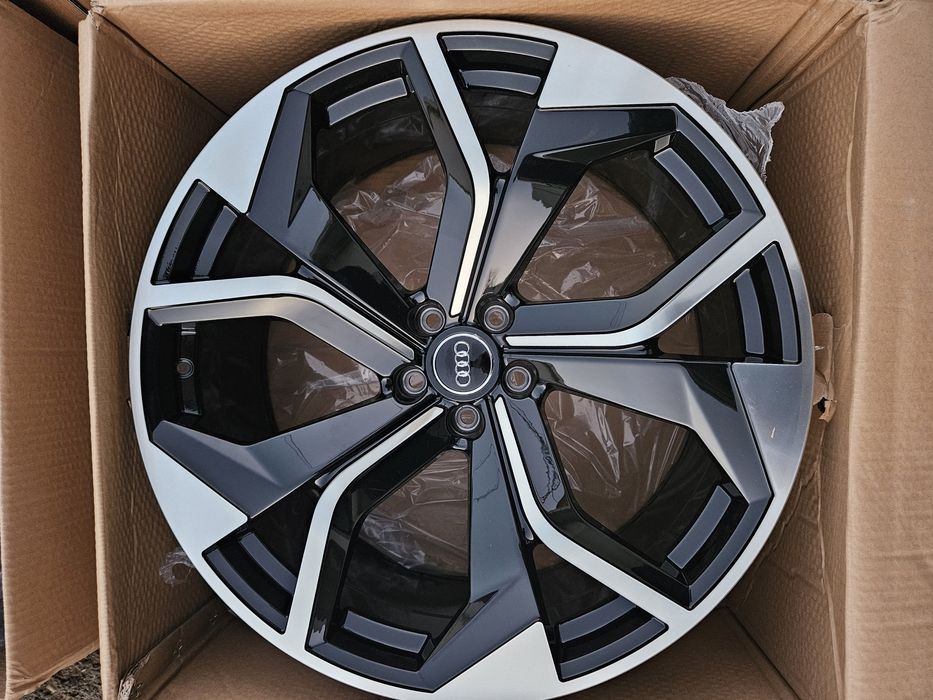 Jante noi Audi Q8 sau Q7 R22