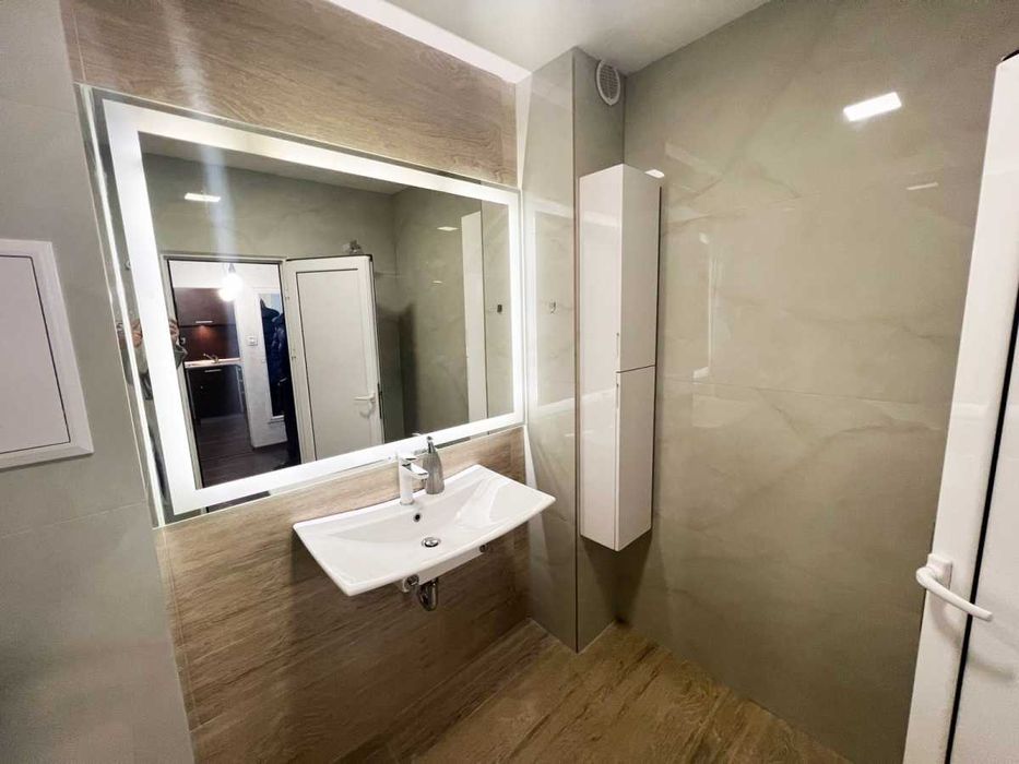 Дава се под наем Двустаен апартамент в София, Лозенец - 74 кв.м за 600 € - Снимка #12