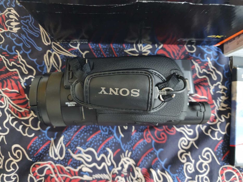 Sony FDR Ax100E видеокамера