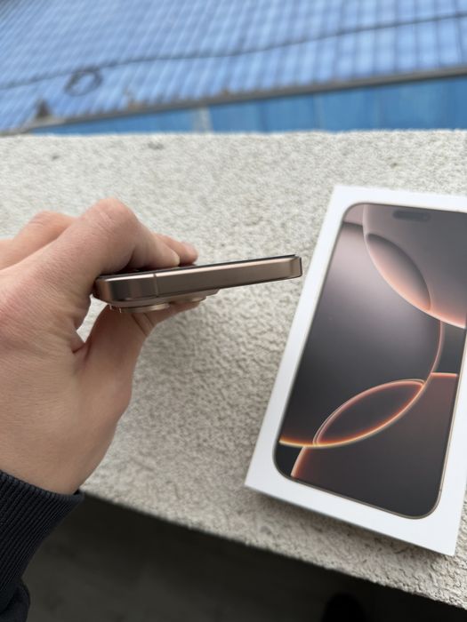 Apple iPhone 16 pro Max Gold -256 GB -liber de retea