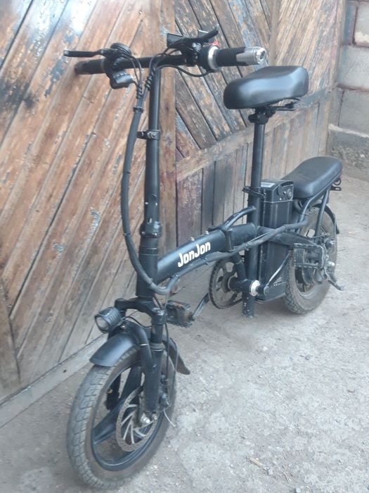Вы камплекти каска и зарятка