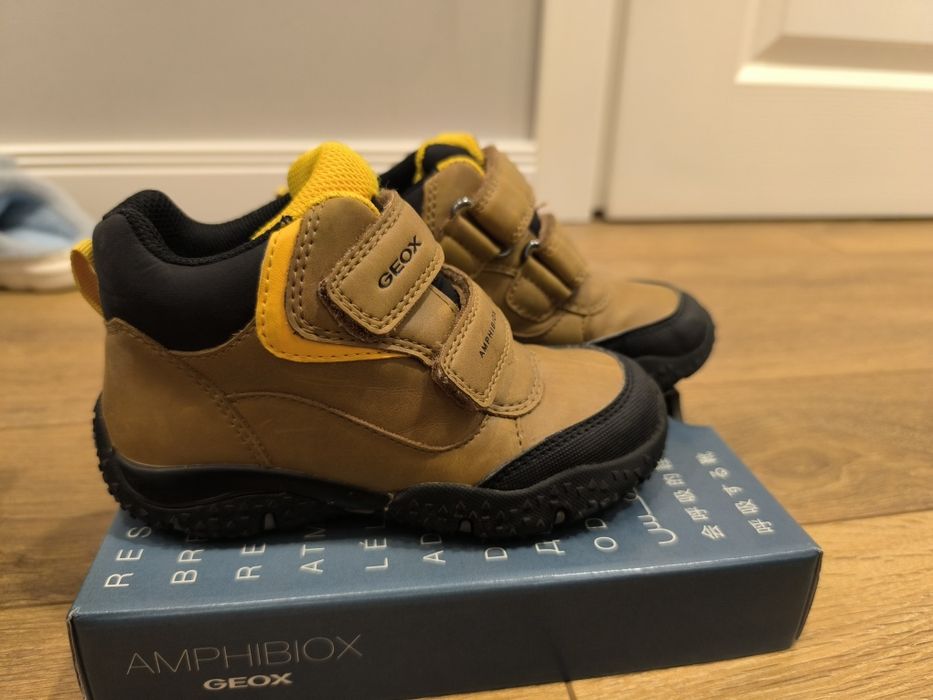 Детски боти Geox