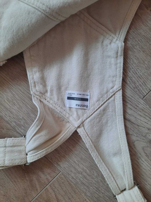 Salopetă denim Bershka, mărimea S