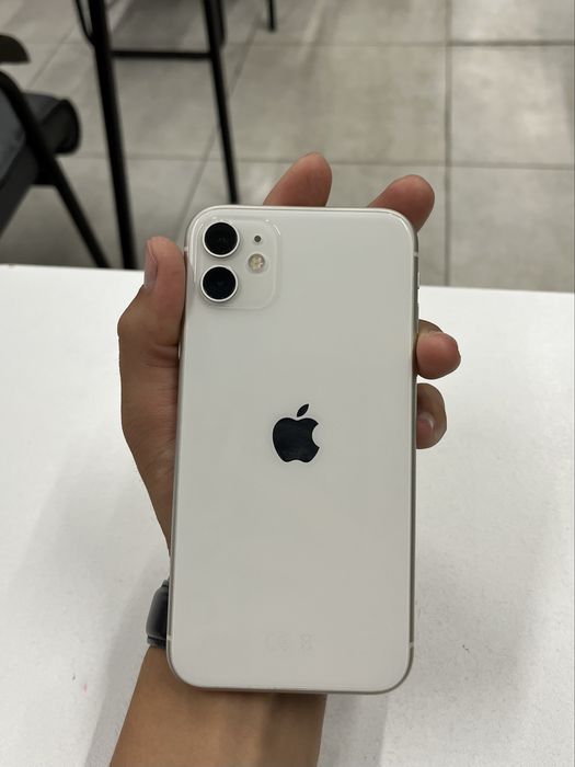 iPhone 11 белые цвет