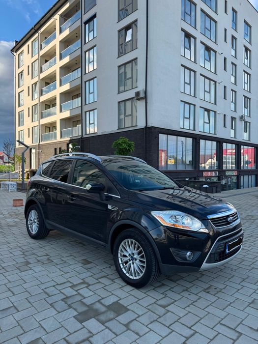 FORD Kuga 2011 — imagine 2