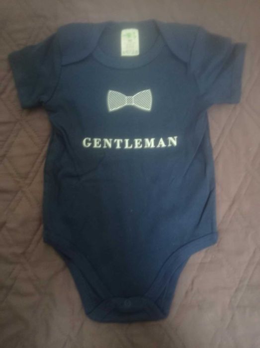 Бебешки бодита за момче 9-12м