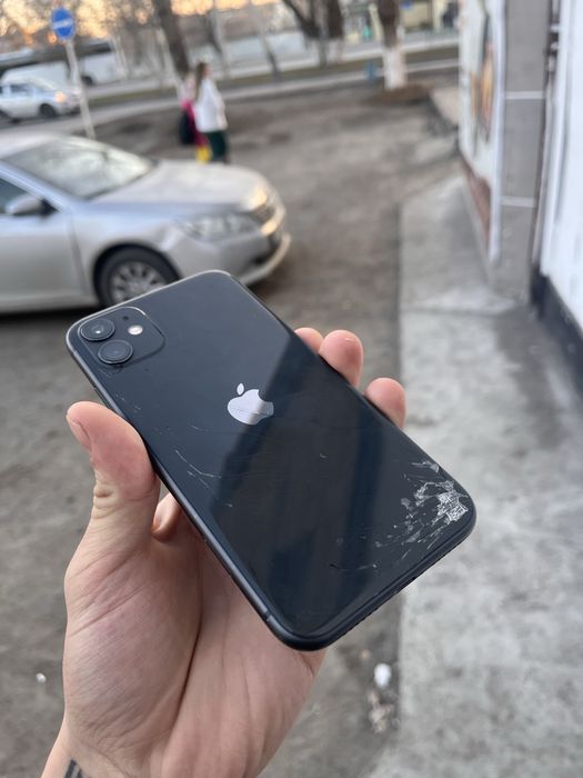 Айфон 11 б/у 50т