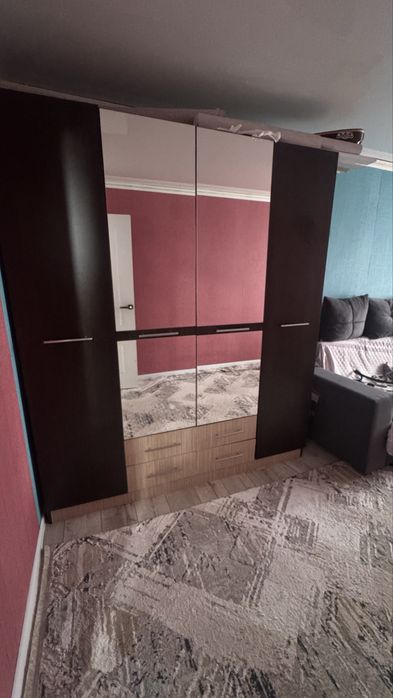 Шкаф для одежды в спальню