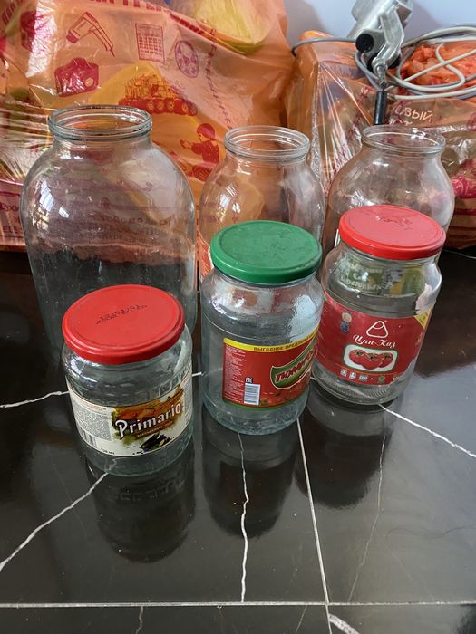 Продаются банки