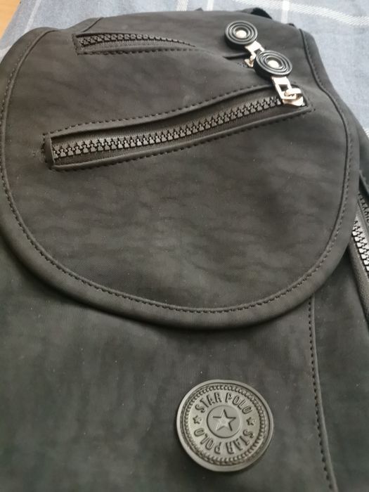 Дамска компактна раничка