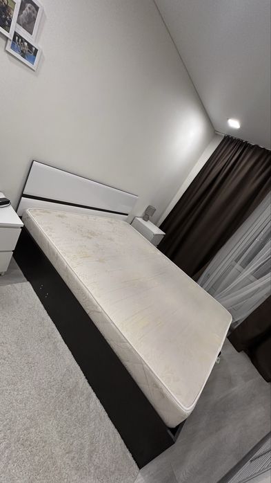 Кровать двуспальная 160х200