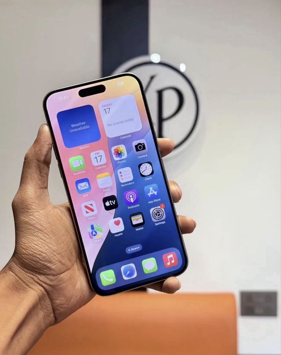 Iphone 15 pro max 256 ochilmagan