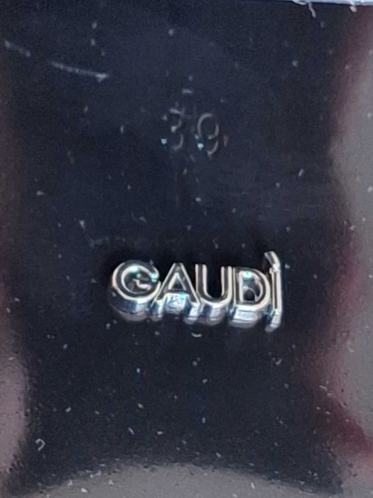 Дамски боти Gaudi