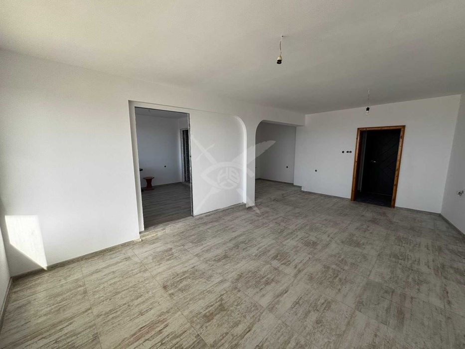 Продава се Тристаен апартамент в Свети Влас - 130 кв.м за 1116 €/кв.м - Снимка #2