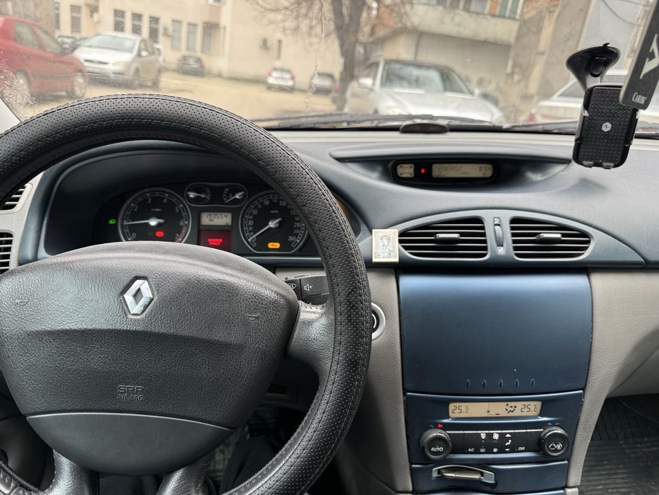 Renault Laguna 1.6 16V 107hp