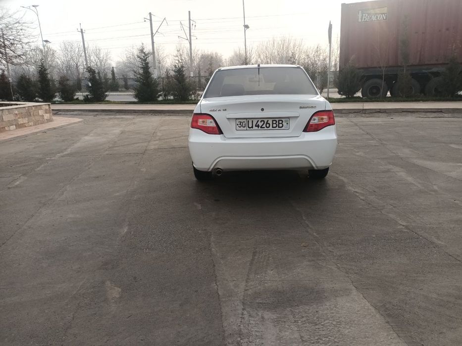 Nexia2 Yili2009 Kamroq petnosi bor xolati yaxshi