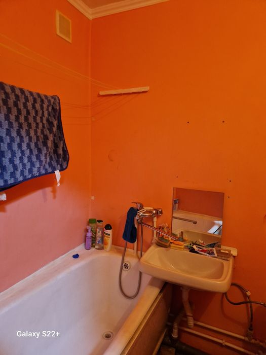 Продаётся 1комнатная квартира в районе ДБС!