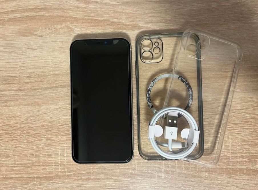 iphone 11 Alb 64 Gb