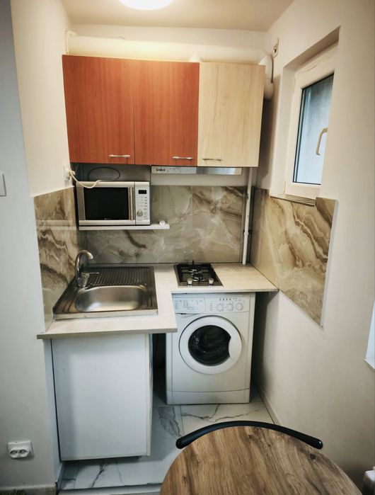 Apartament renovat si mobilat complet Cantemir ideal inchiriere